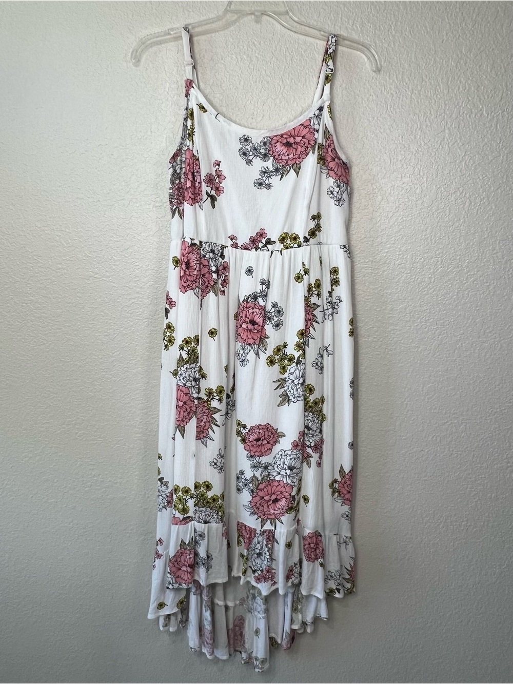 Torrid Maxi Dress White Pink Floral Flowy Ruffled Plus Size 2X High-Low Hem
